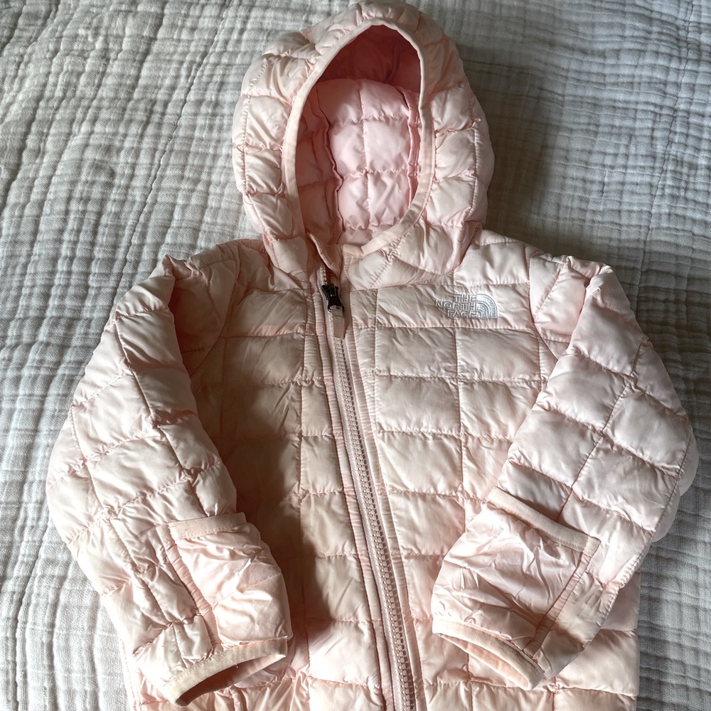 Like new baby girl winter north face coat